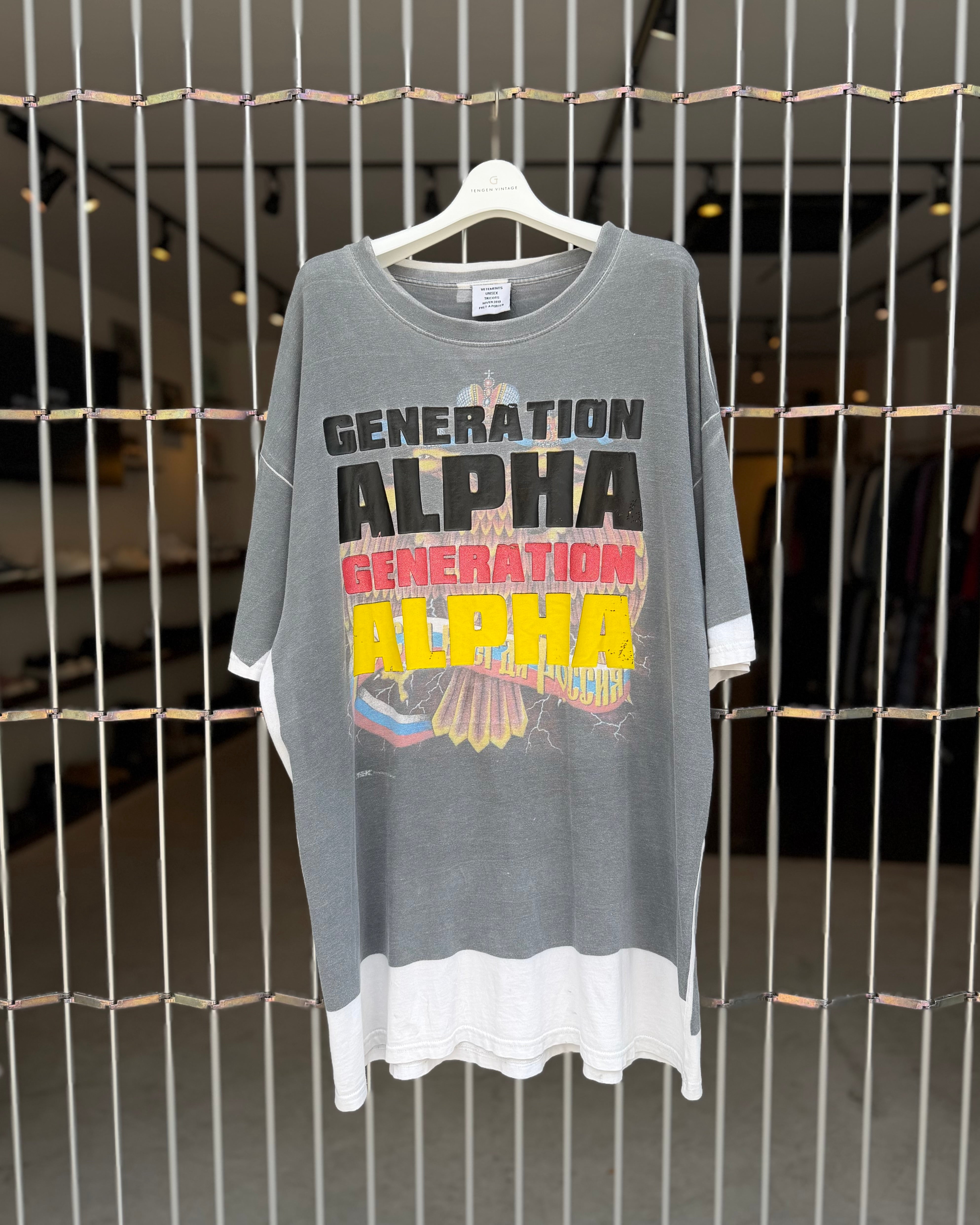 VETEMENTS Generation Alpha Tee – TENGEN VINTAGE