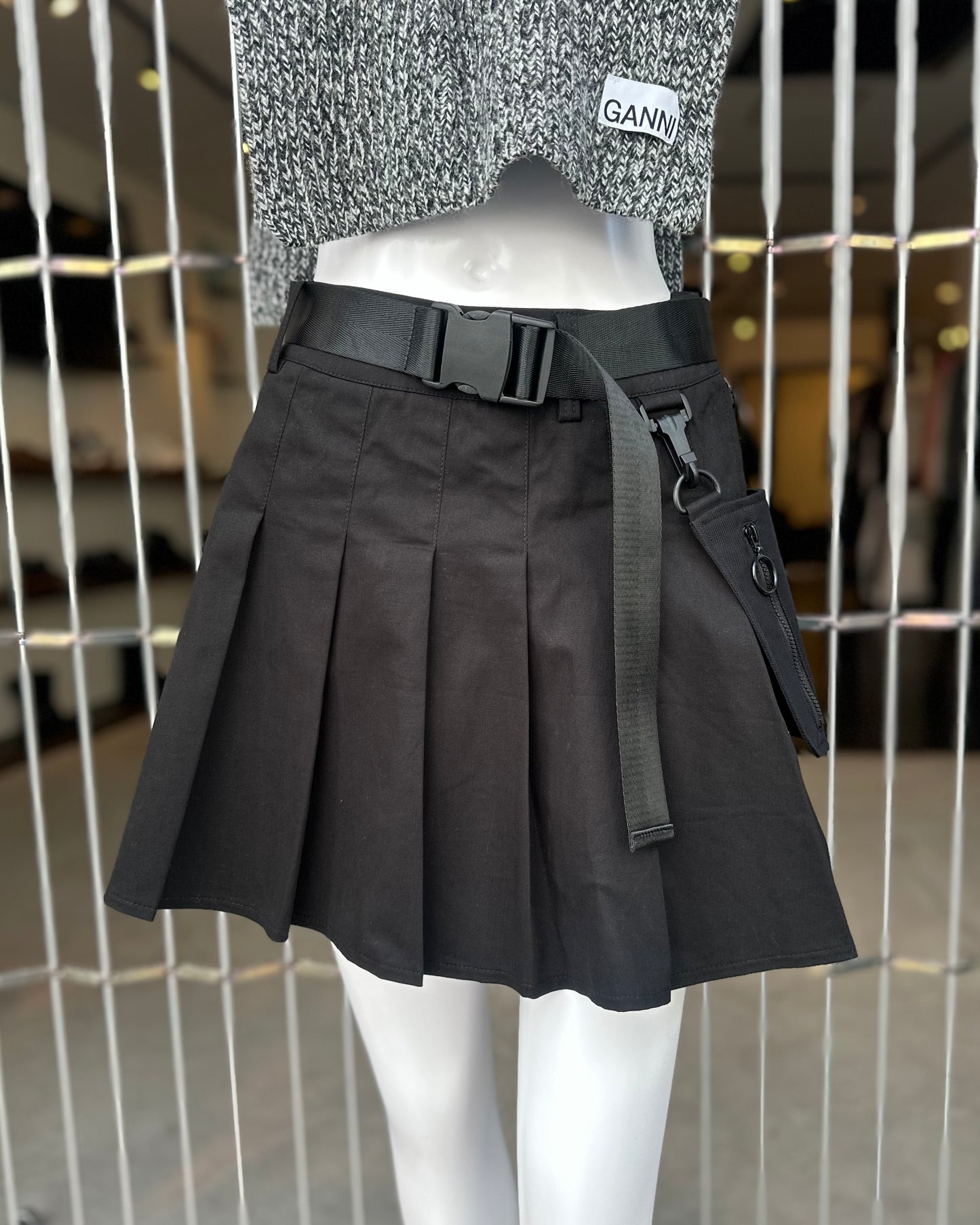 USED pleats mini skirt